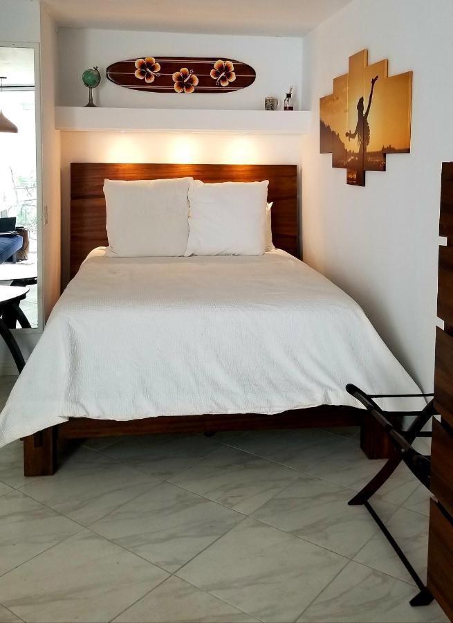 Downtown Hawaiian Theme Condo With Hot Tub, Pool & Beach - Kona Islander Inn Kailua-Kona Exterior photo