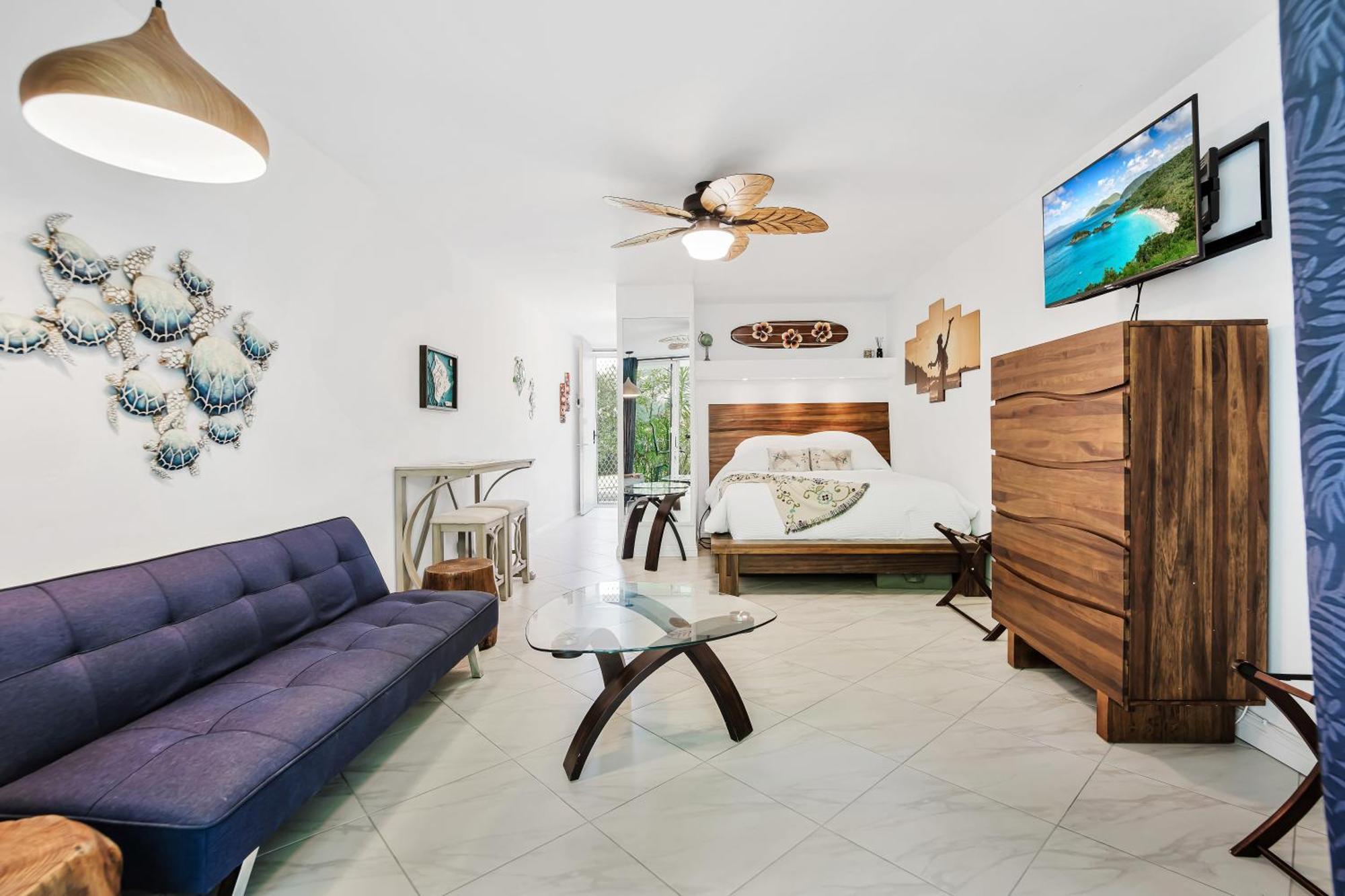 Downtown Hawaiian Theme Condo With Hot Tub, Pool & Beach - Kona Islander Inn Kailua-Kona Exterior photo